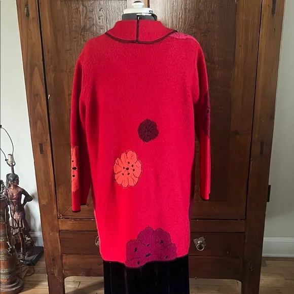 Susan Bristol Red and Pink Floral Blazer - Picture 2 of 4